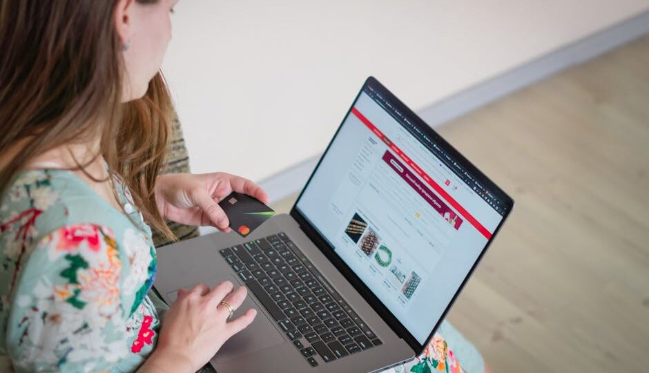 7 Mistakes to Avoid When Buying a Laptop in 2026